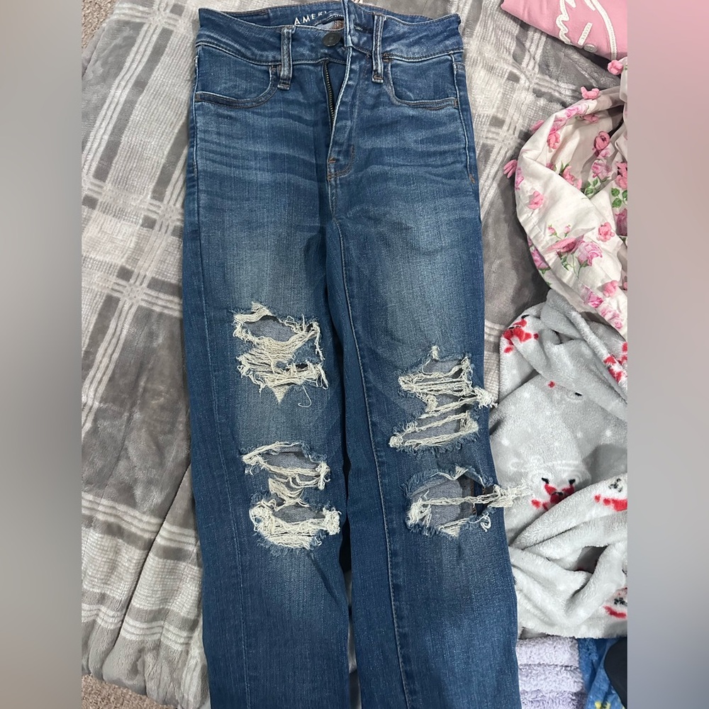 American eagle blue washed ripped skinny jeans size 0